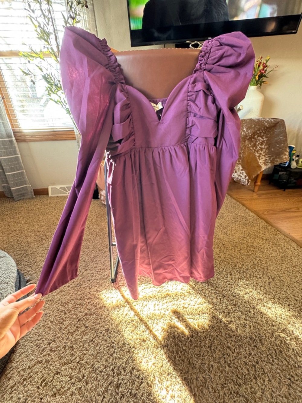 entro Purple Ruffle-Sleeve V-Neck Blouse